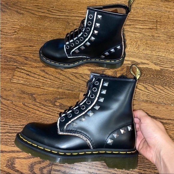 New Size 6 Dr. Martens 1460 Black Studded Lace Up Boots - Picture 4 of 7